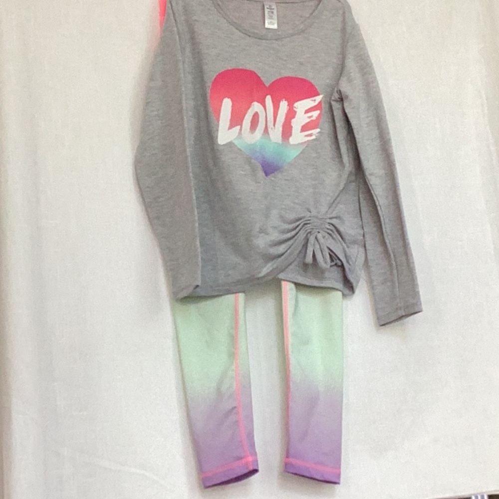 Girls' Love Heart Top and Ombre Leggings Set